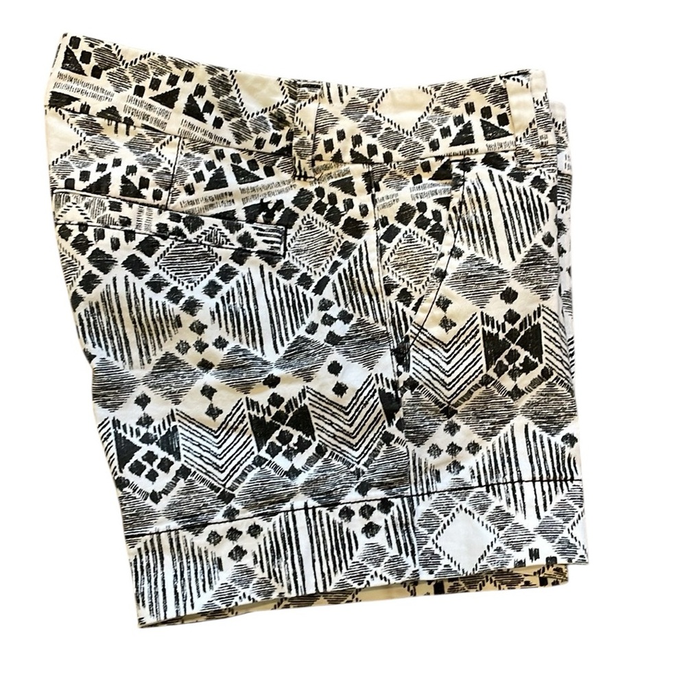 American Eagle Midi Black and‎ White Stretch  Shorts
